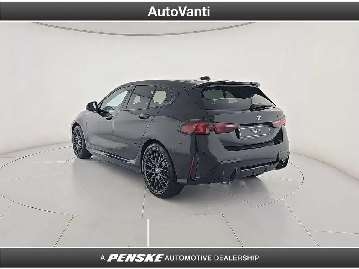 Nuova BMW 118 M Sport 150 CV (110 kW) 2026 Nero Utilitaria