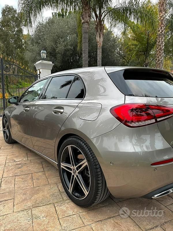 Usata Mercedes A200 2019 Grigio Berlina