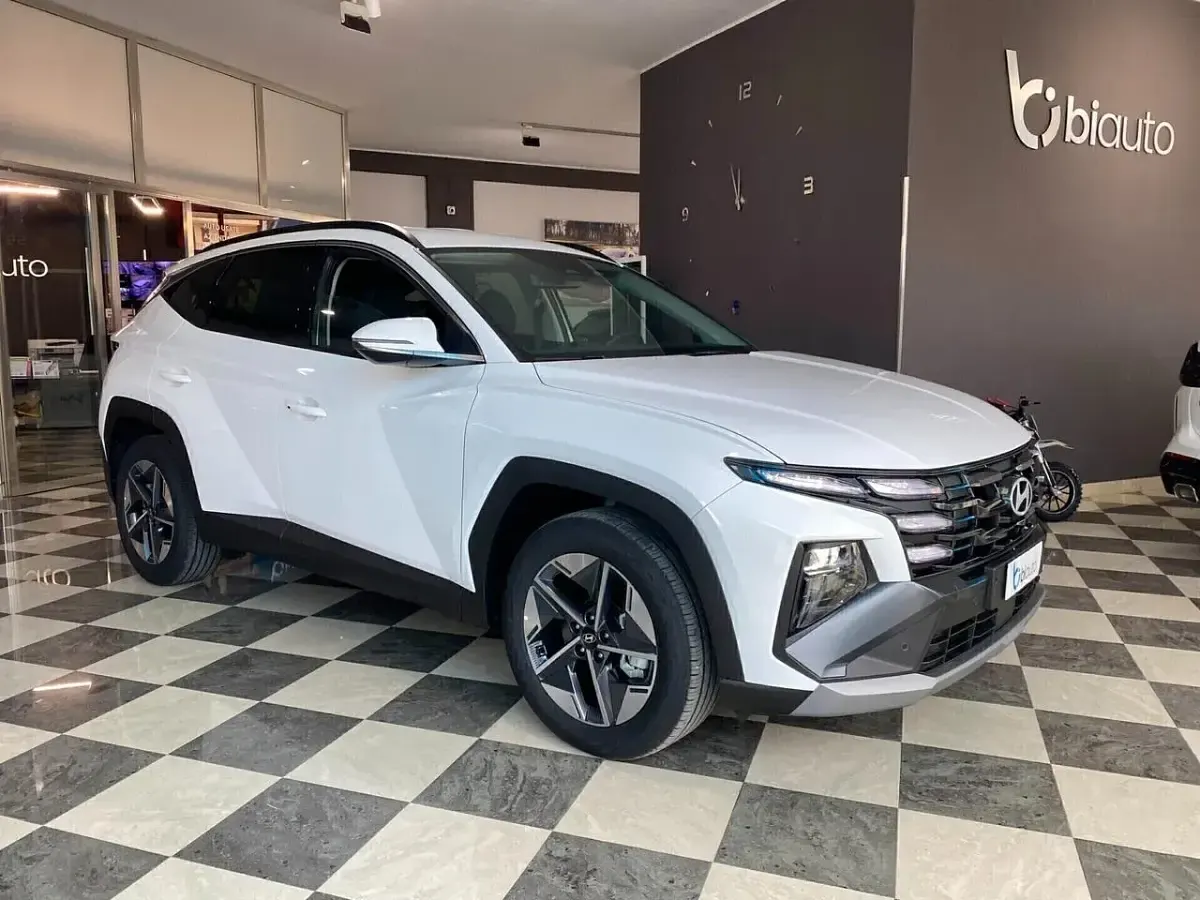 Nuova Hyundai Tucson 135 CV (99 kW) 2025 Bianco SUV