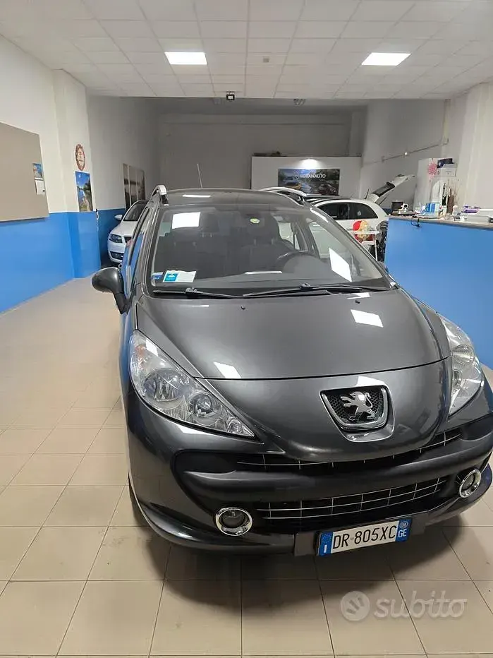 Occasion Peugeot 207 109 ch (80 kW) 2008 Gris Break