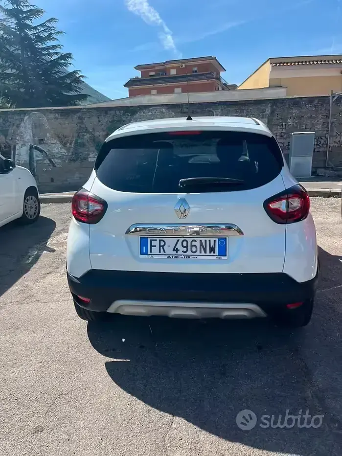 Usata Renault Captur Intens 90 CV (66 kW) 2018 Bianco SUV