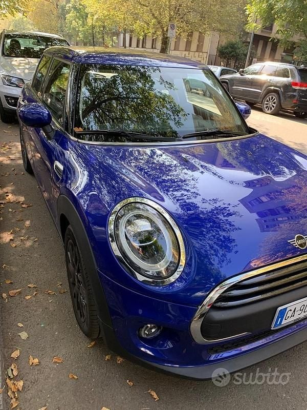 Usata Mini ONE 102 CV (75 kW) 2020 Blu Utilitaria