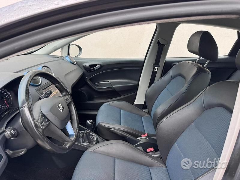 Usata Seat Ibiza 90 CV (66 kW) 2017 Grigio Berlina