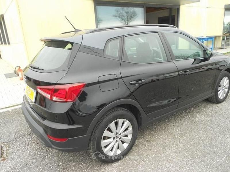Usata Seat Arona 110 CV (80 kW) 2022 Nero metallizzato SUV