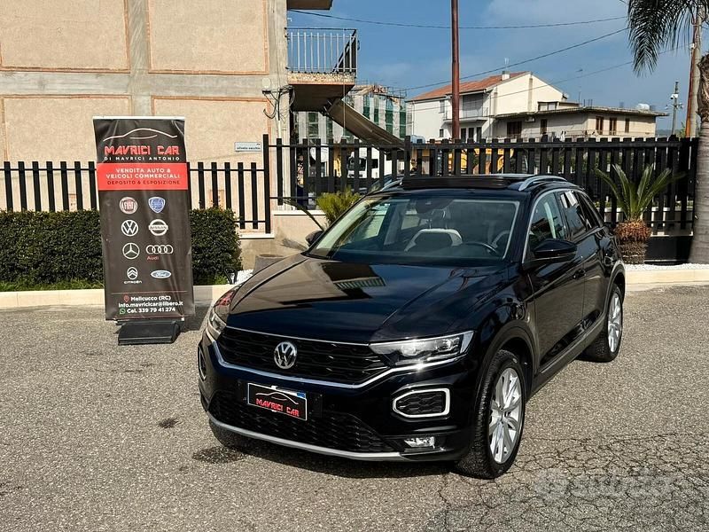 Usata VW T-Roc Style 150 CV (110 kW) 2018 Nero SUV