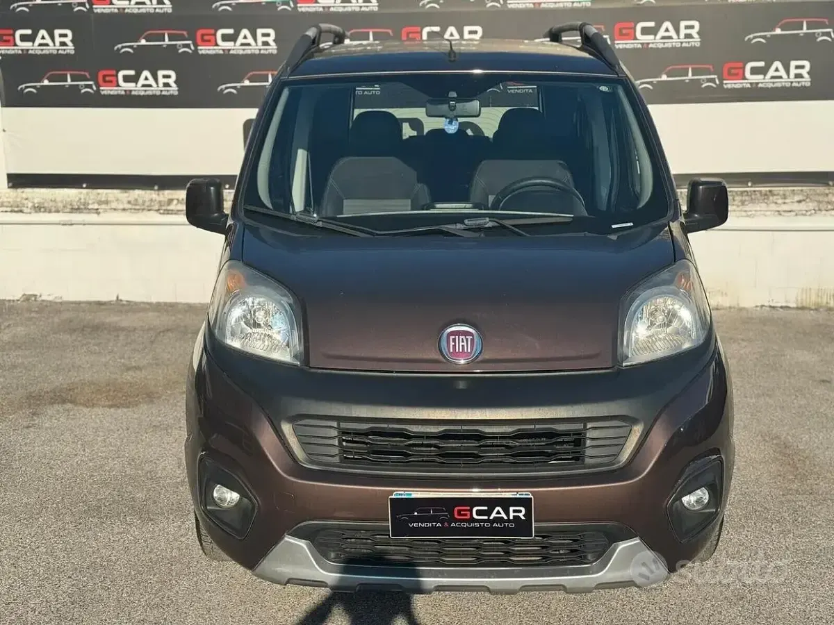 Usata Fiat Qubo Trekking 95 CV (69 kW) 2018 Marrone Monovolume