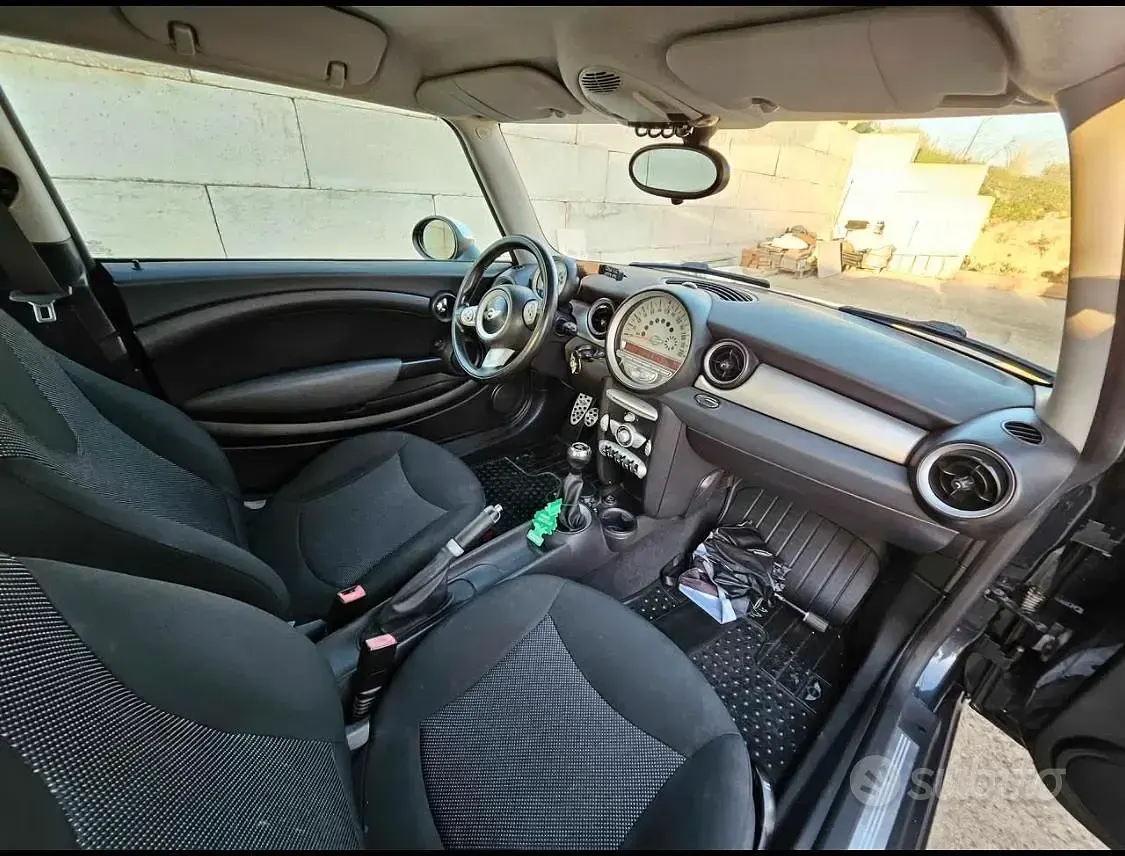 Usata Mini Cooper 112 CV (82 kW) 2010 Utilitaria