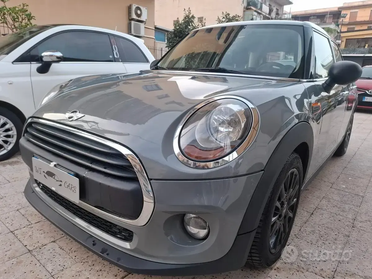 Usata Mini ONE Business 95 CV (69 kW) 2016 Grigio Utilitaria