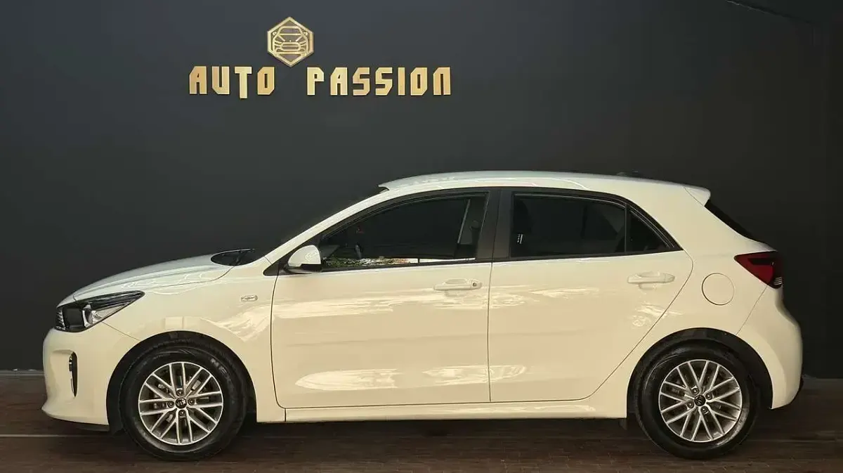 Usata Kia Rio 84 CV (61 kW) 2020 Other Berlina