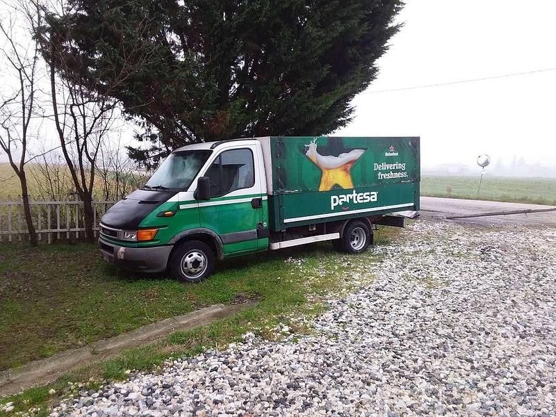 Usata 2000 Iveco Daily Due volumi | 5200 € - Immagine 1/1