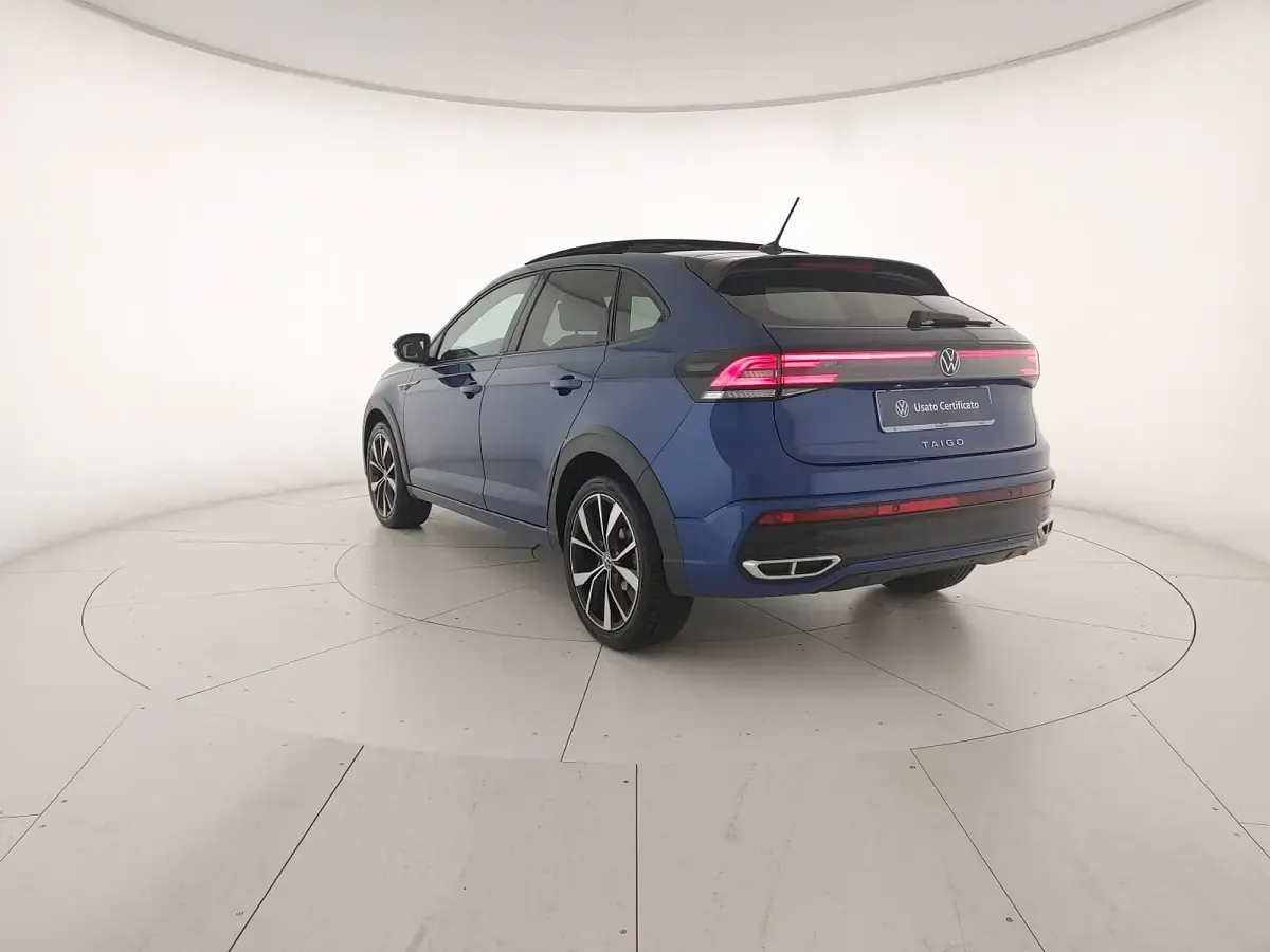 Usata VW Taigo R-line 150 CV (110 kW) 2023 Reef blue metallizzato nero SUV