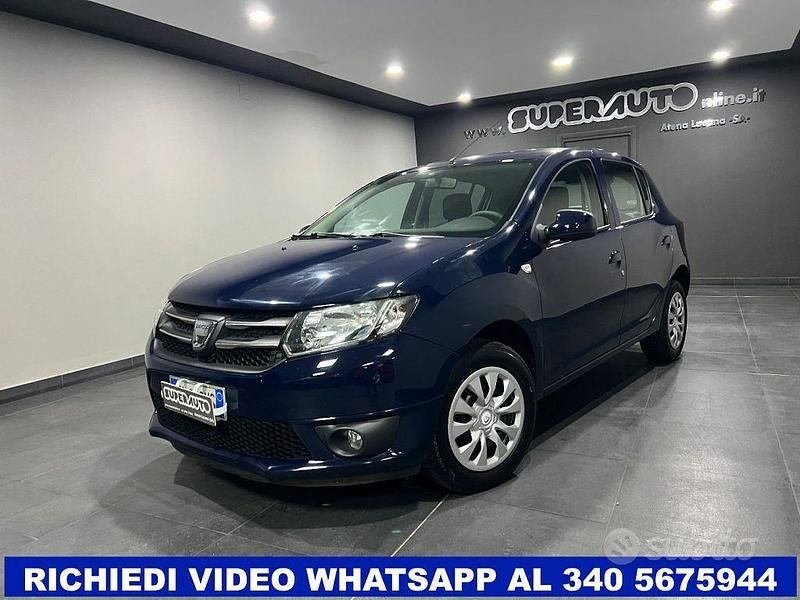 Usata Dacia Sandero Ambiance 75 CV (55 kW) 2014 Blu Berlina