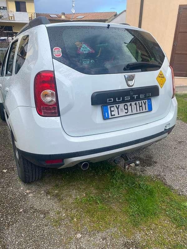 Usata Dacia Duster Lauréate 107 CV (78 kW) 2013 Bianco SUV