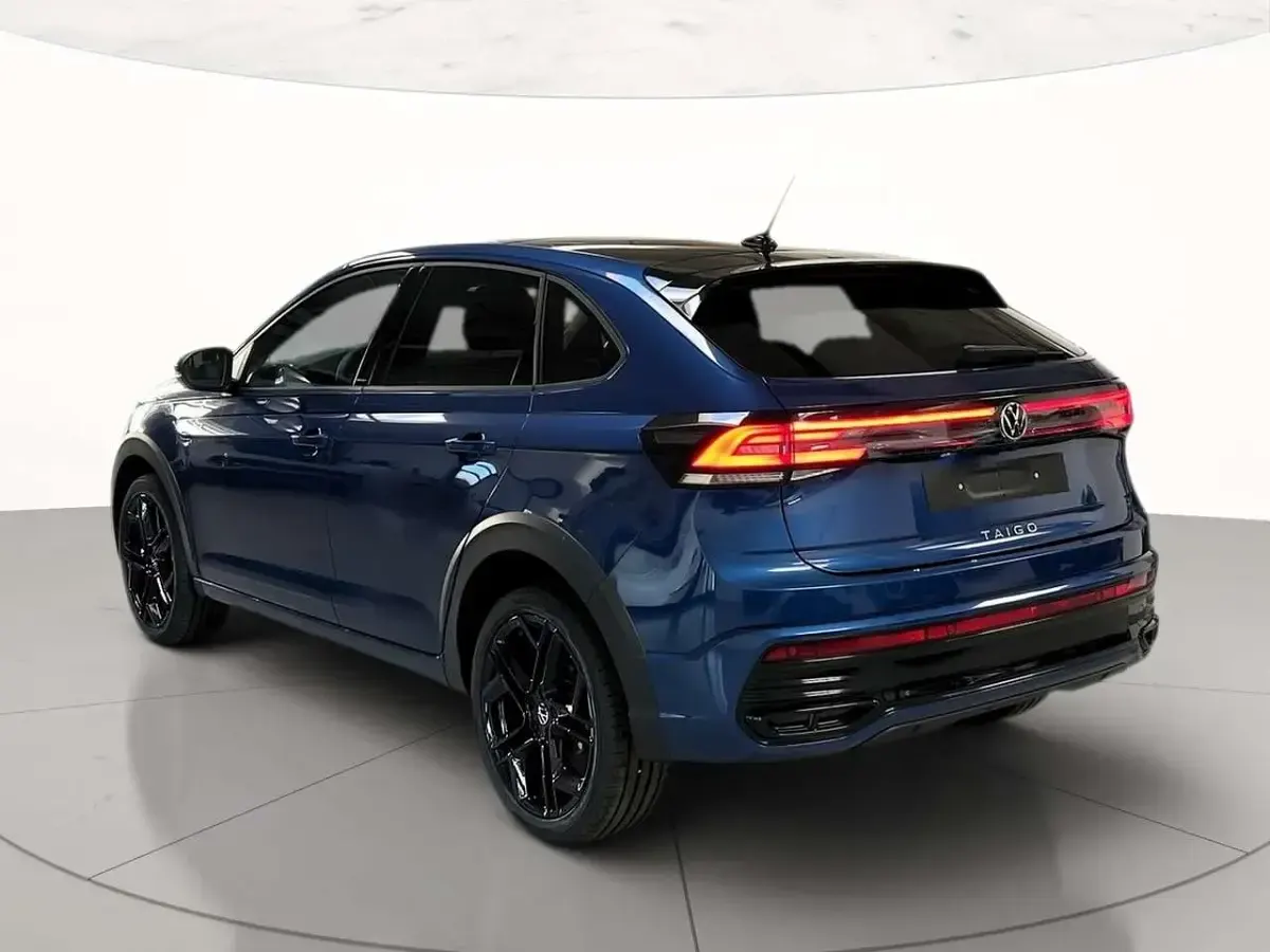 Nuova VW Taigo R-line Plus 116 CV (85 kW) 2026 Reef blue metallizzato nero SUV