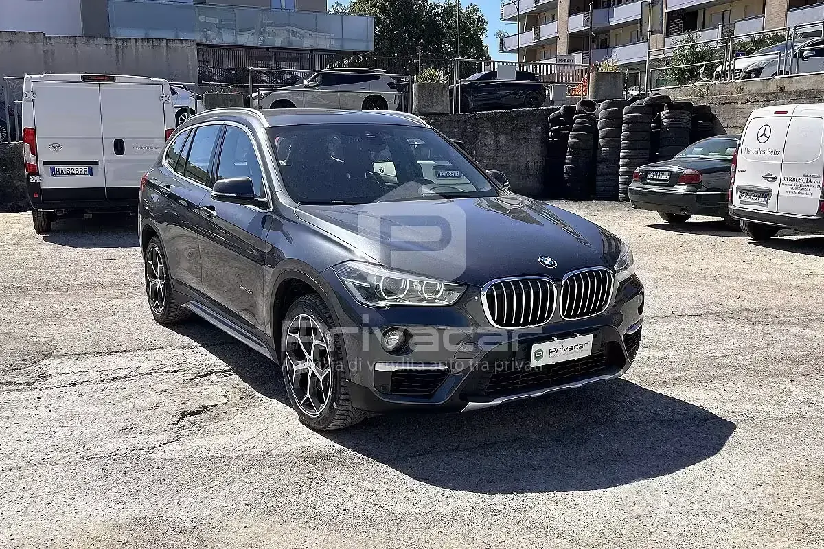Usata BMW X1 xLine 150 CV (110 kW) 2017 Grigio SUV