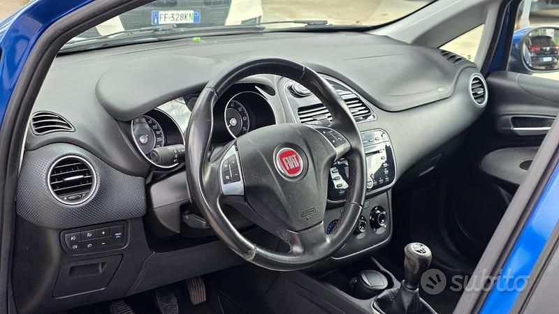 Usata Fiat Punto Evo 75 CV (55 kW) 2010 Blu Utilitaria