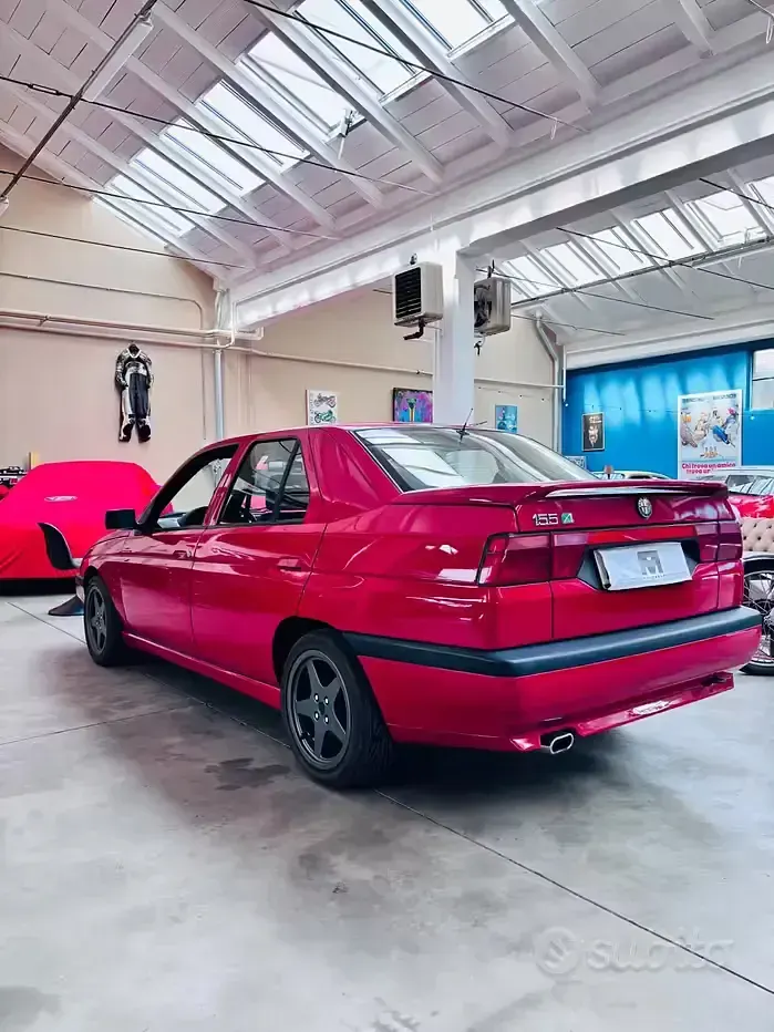 Usata Alfa Romeo 155 186 CV (136 kW) 1995 Rosso Berlina
