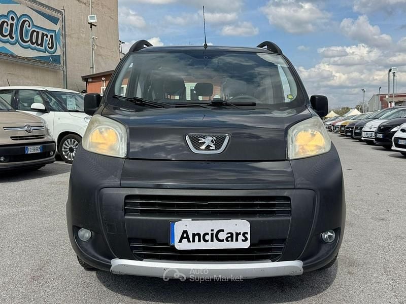 Usata Peugeot Bipper Outdoor 75 CV (55 kW) 2013 Nero Monovolume