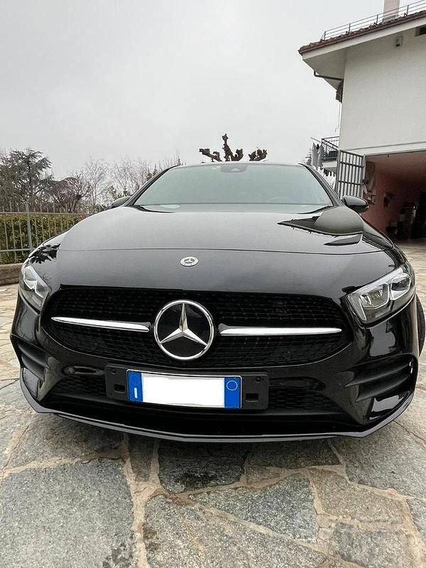 Usata Mercedes A180 Premium 2021 Nero Berlina