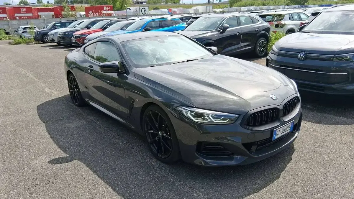 Usata BMW M850 530 CV (389 kW) 2024 Grigio Coupé