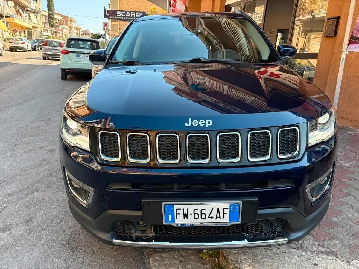 Usata Jeep Compass Limited 120 CV (88 kW) 2019 Bluazzurro SUV