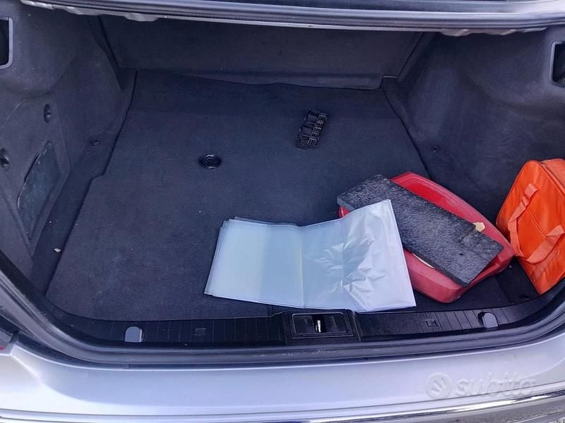 Usata Mercedes E320 Avantgarde 204 CV (150 kW) 2011 Berlina