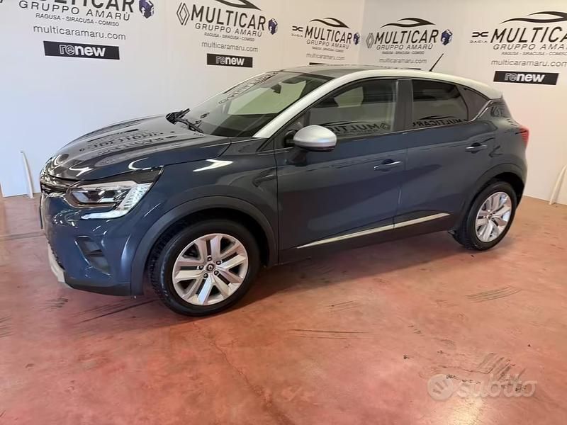 Usata Renault Captur Zen 95 CV (69 kW) 2020 Blu SUV