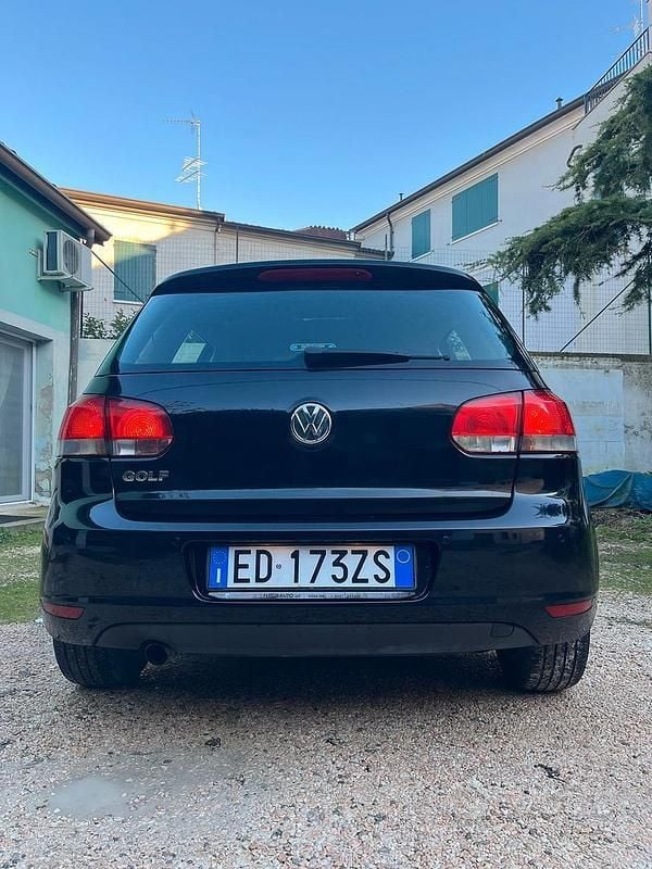 Usata VW Golf VI 105 CV (77 kW) 2009 Nero Utilitaria