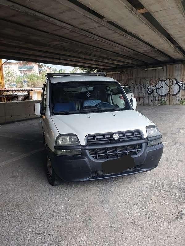 Usata Fiat Doblò 101 CV (74 kW) 2003 Monovolume