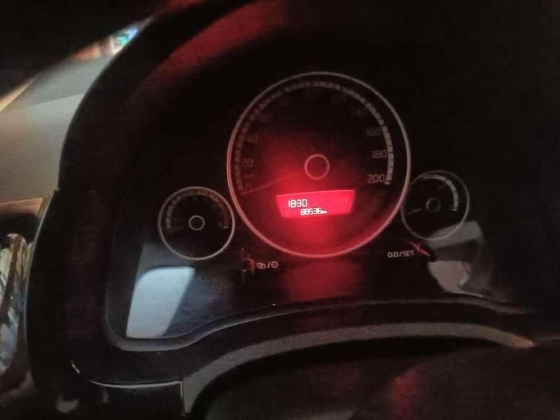 Usata VW up! Highline 68 CV (50 kW) 2014 Utilitaria