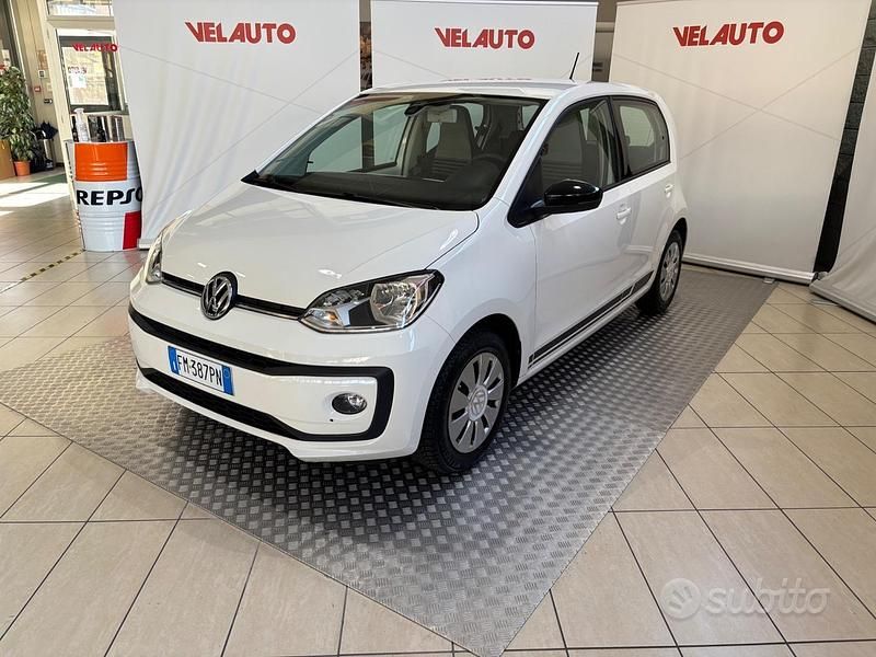 Usata VW up! Move 60 CV (44 kW) 2017 Bianco Utilitaria
