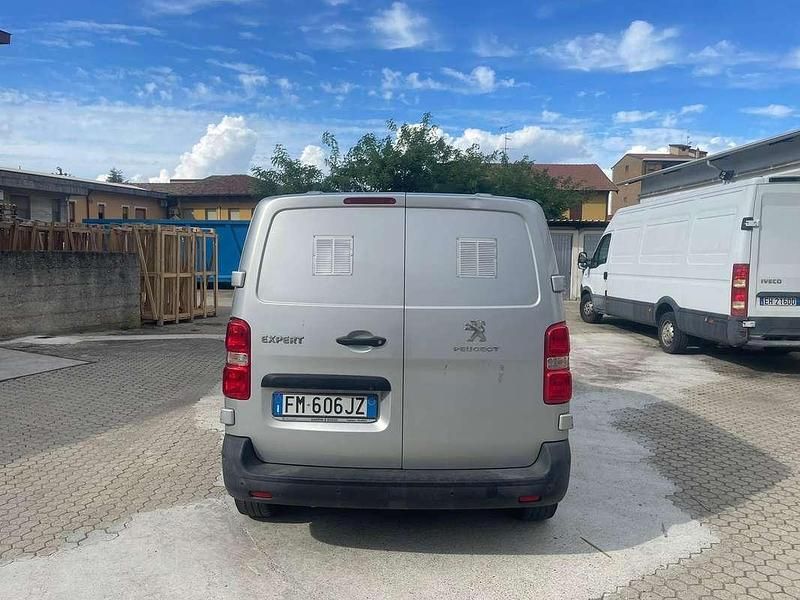 Usata Peugeot Expert 71 CV (52 kW) 2017 Argento Furgone