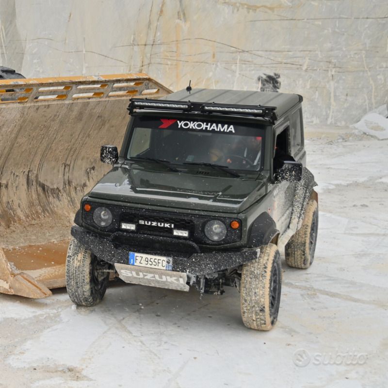 Usata Suzuki Jimny 102 CV (75 kW) 2019 Verde SUV