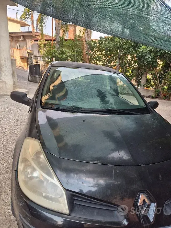Usata Renault Clio II 58 CV (42 kW) 2006 Nero Berlina