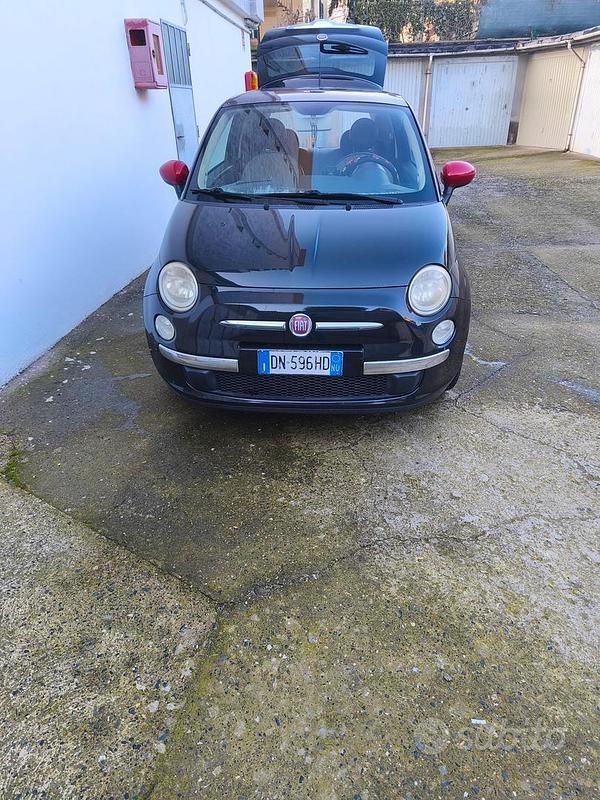 Usata Fiat 500 Lounge 69 CV (50 kW) 2008 Nero Utilitaria