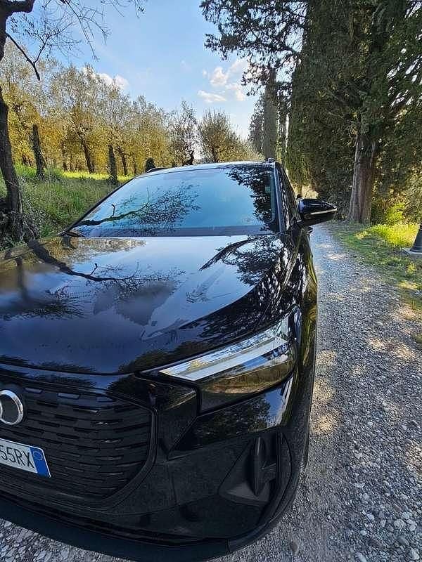 Usata Audi Q4 e-tron S-Line 69 kW (95 CV) 2022 Nero SUV