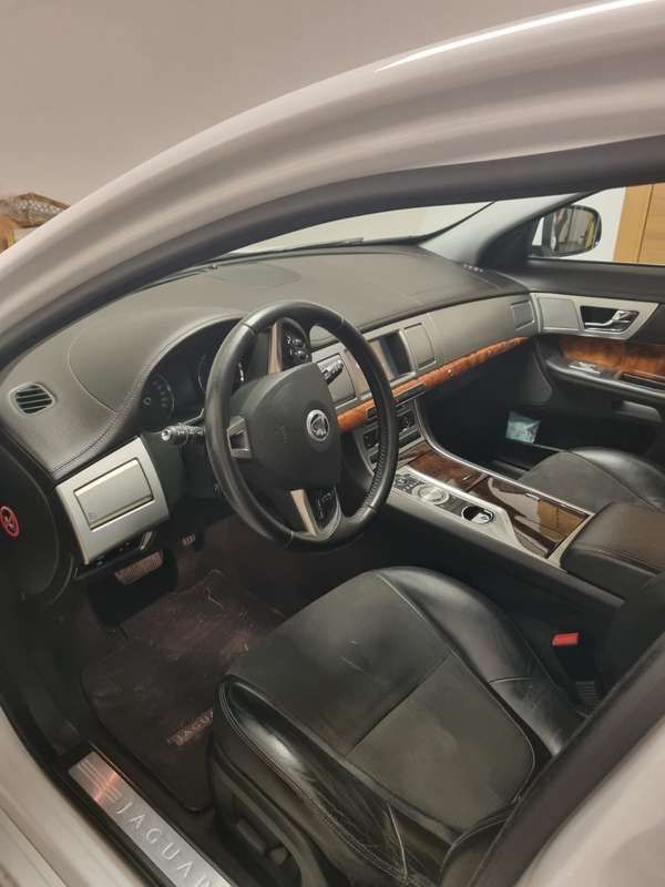 Usata 2012 Jaguar XF S Tre volumi | 7000 € (Ottimo prezzo) - Immagine 1/4