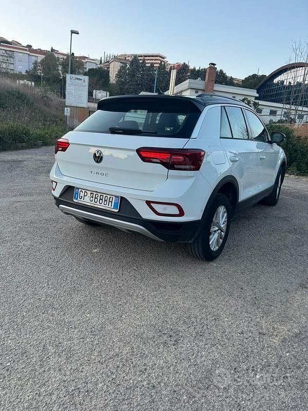 Usata VW T-Roc Life 2023 Bianco SUV