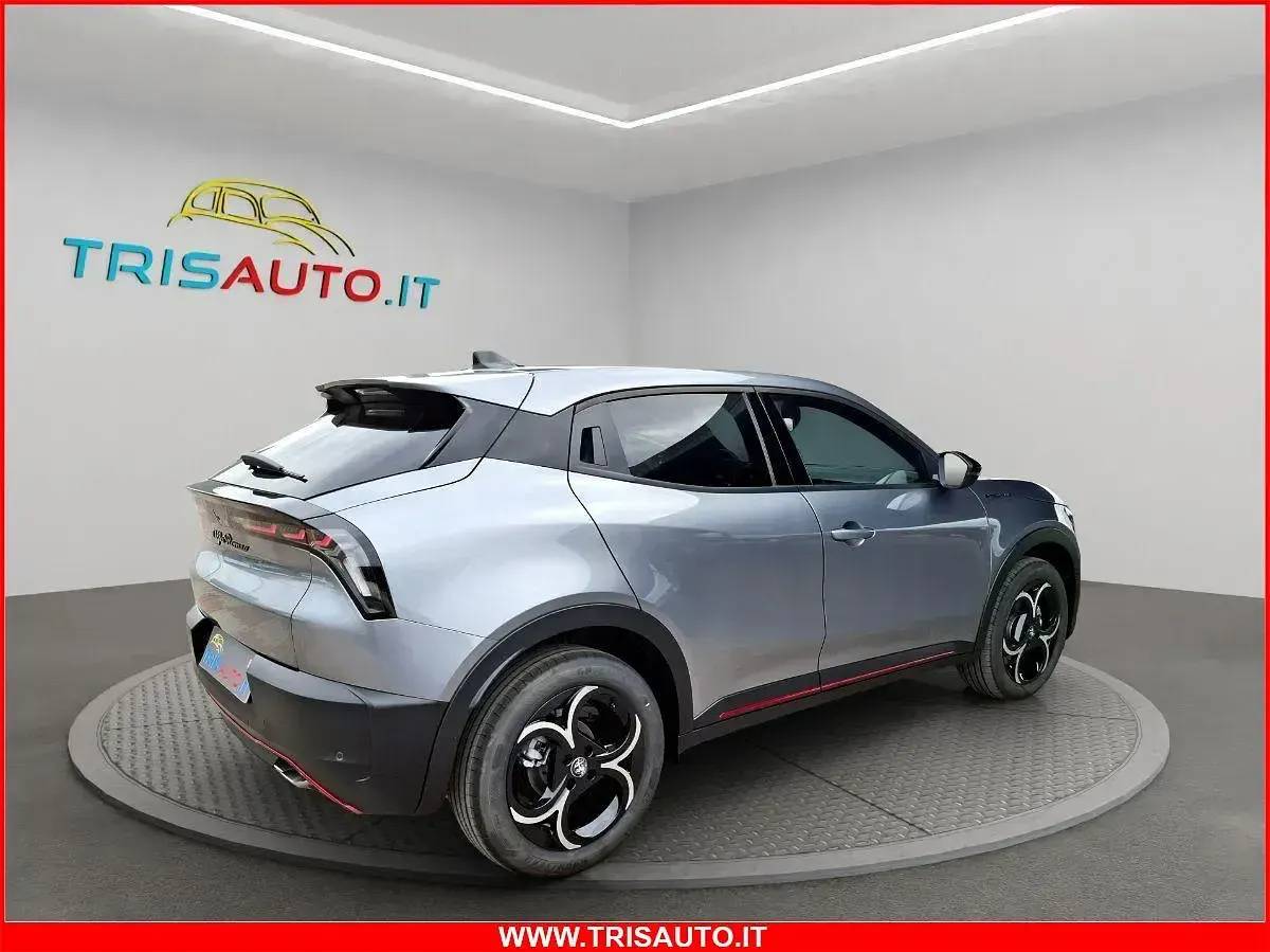 Nuova Alfa Romeo GT Junior Edizione Speciale 135 CV (99 kW) 2025 Grigio