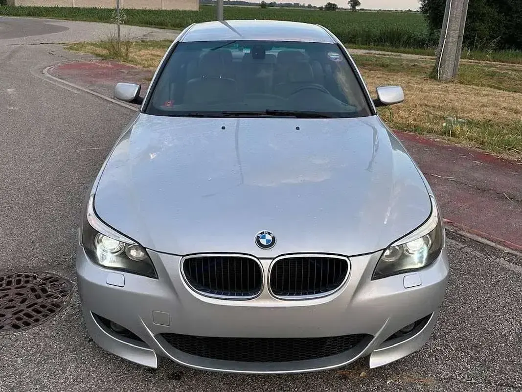 Usata BMW 530 Efficient Dynamics 218 CV (160 kW) 2005 Berlina