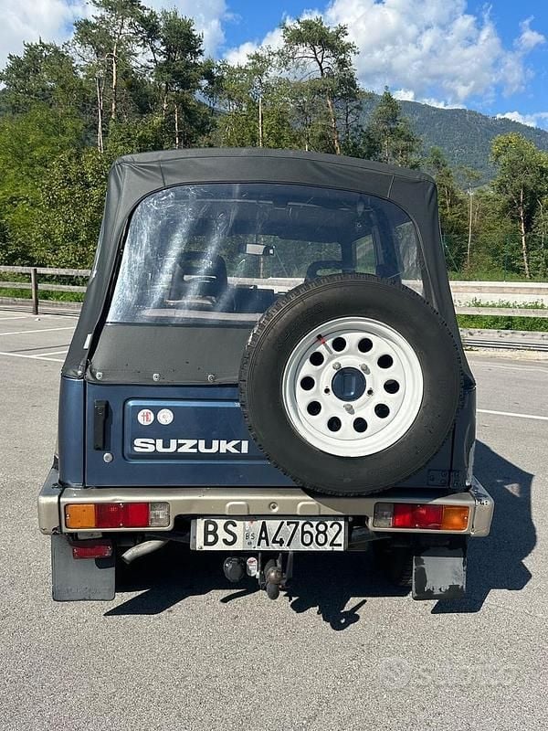 Usata Suzuki Samurai 64 CV (47 kW) 1988 Blu SUV