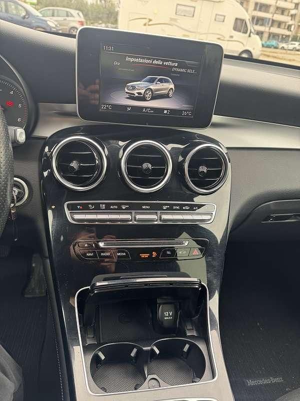 Usata Mercedes GLC220 Business 170 CV (125 kW) 2018 Bianco SUV