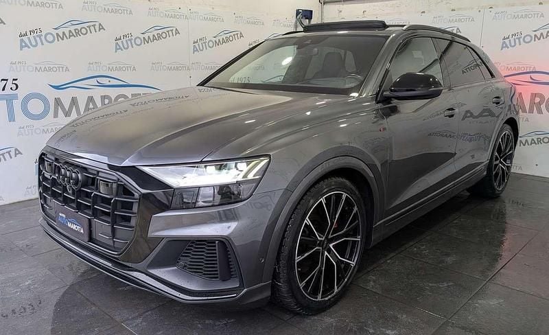 Usata Audi Q8 Sport 286 CV (210 kW) 2019 Grigio SUV