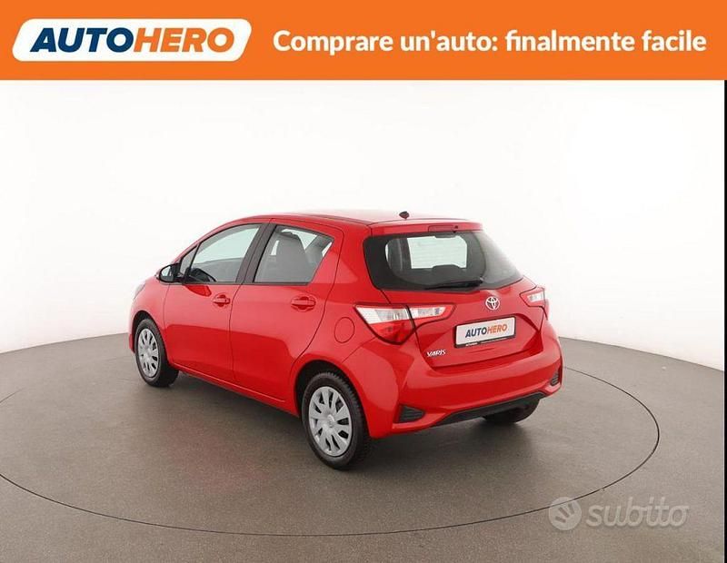 Usata Toyota Yaris 2018 Rosso Berlina