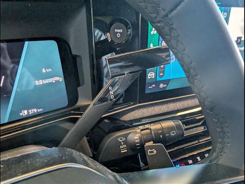 Neu Renault 4 E-Tech Komfort 110 kW (150 PS) 2026 Blau SUV