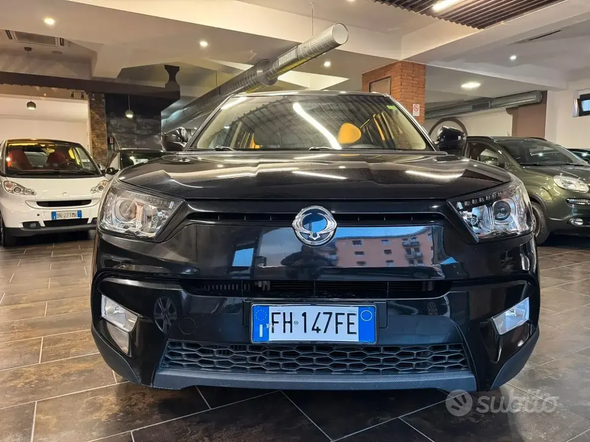 Usata SsangYong Tivoli 116 CV (85 kW) 2017 Nero SUV