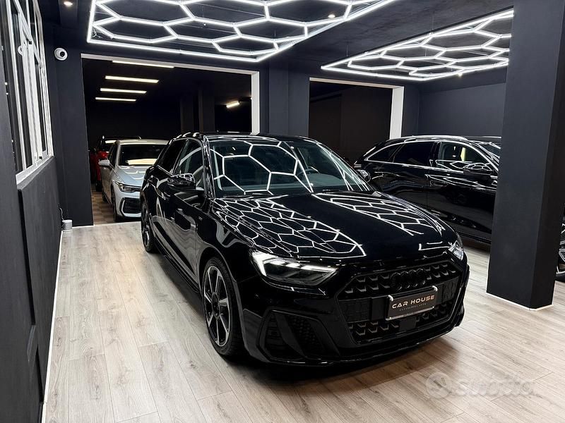 Gebraucht Audi A1 S-Line 116 PS (85 kW) 2025 Schwarz SUV
