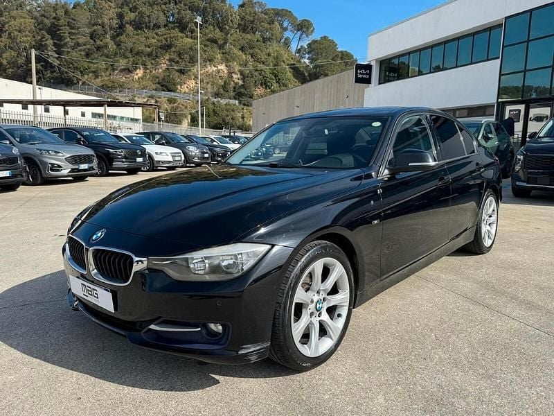 Usata BMW 318 Sport Line 150 CV (110 kW) 2016 Nero Berlina