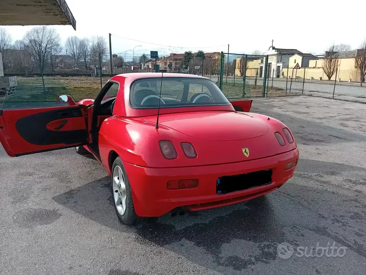 Usata Fiat Barchetta 131 CV (96 kW) 1997 Rosso Cabrio