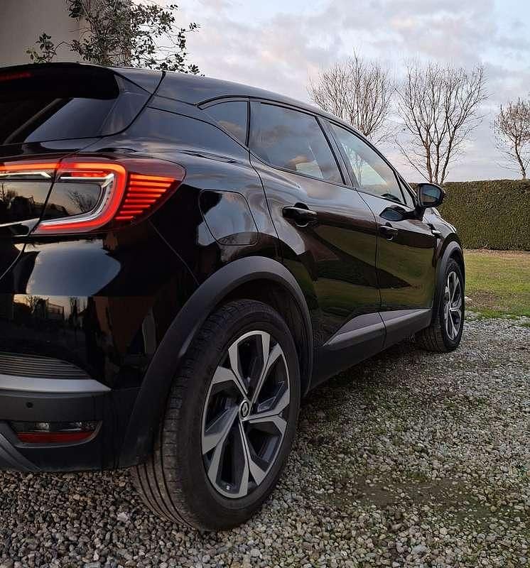 Usata Renault Captur RS Line 94 CV (69 kW) 2022 SUV